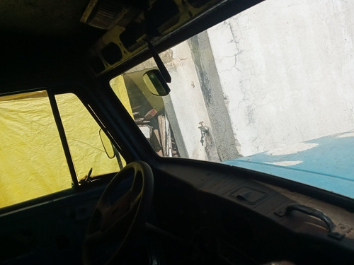 Imagem 6 de 8 de Ford F75 Pick Up