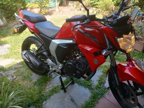 Imagen 5 de 9 de Yamaha Fz Fi 2.0