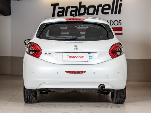 Imagen 8 de 15 de Peugeot 208 2020 1.6 In Concert Nes