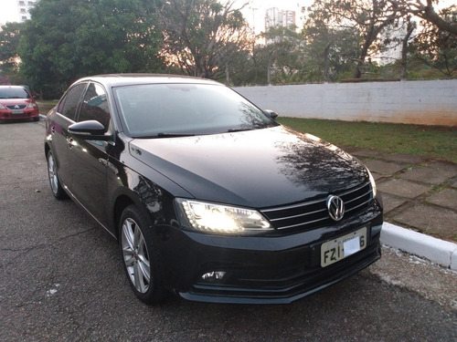 Volkswagen Jetta 2015 2.0 Tsi Highline 4p