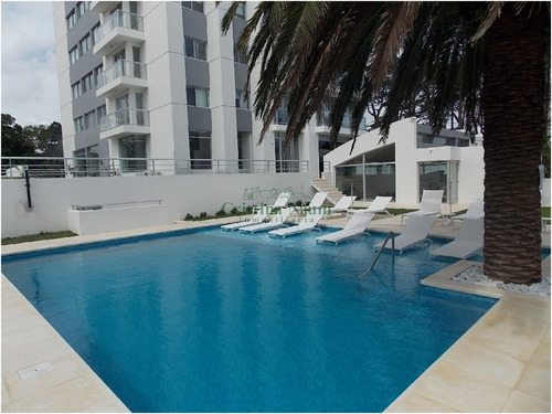 Summer Tower Roosevelt Parada 19- Ref: 15503