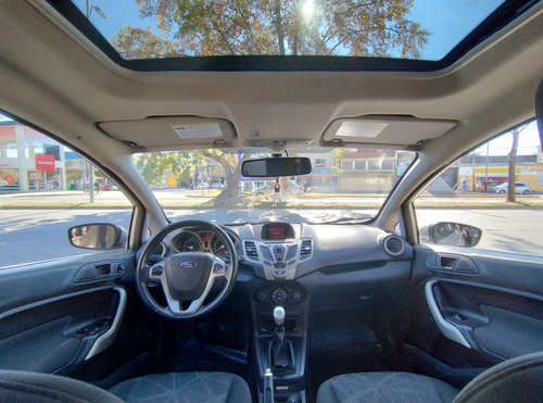 Ford Fiesta Kinetic 1.6 Design 120cv Titanium