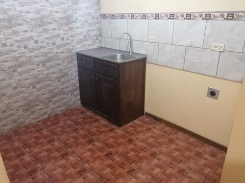 Imagen 3 de 8 de Alquiler Departamento Pequeño, Recién Construido En Una Urbanización Privada