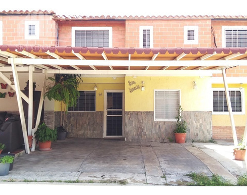 Imagen 17 de 18 de Townhouse En Paraparal Recien Remodelado Atth-205