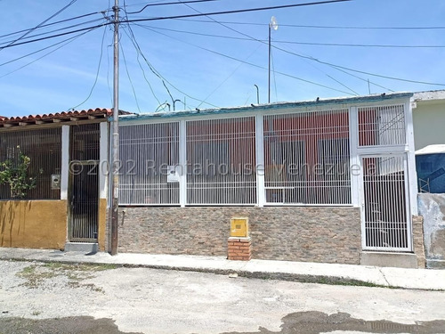 Imagen 16 de 30 de Casa En Venta En Divina Pastora Centro Cabudare , Lara *mc* - 0-4-2-4- 556. 57. 59 Instagram: @rentahouse.centrooccidente