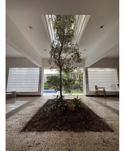 Alquiler Casa 500m2 Caurimare 8408