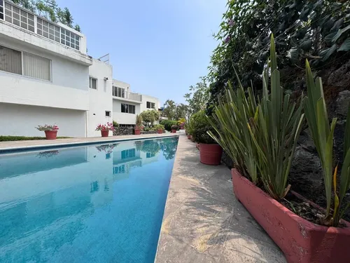 Casa Remodelada | Lomas De Cortes