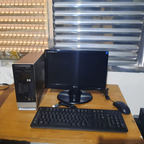 Imagem 1 de 1 de Kit Computador Completo Hp Celeron D 2gb Hd 80gb + Monitor