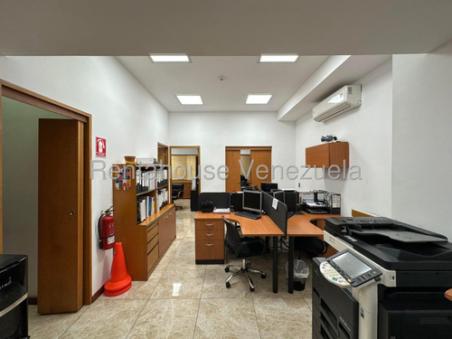Sq Oficina En Venta En Los Palos Grandes D25-22452s