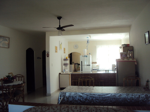 Imagem 23 de 28 de Casa Com Edícula A 200 Metros Da Praia - Jd. Regina - Ref. 1024