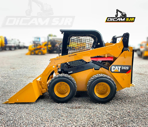 Minicargador Caterpillar 242d Año 2016 Seminuevo