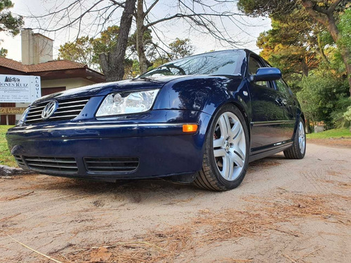 Imagen 5 de 11 de Volkswagen Bora 1.8 T Highline Cu 2005