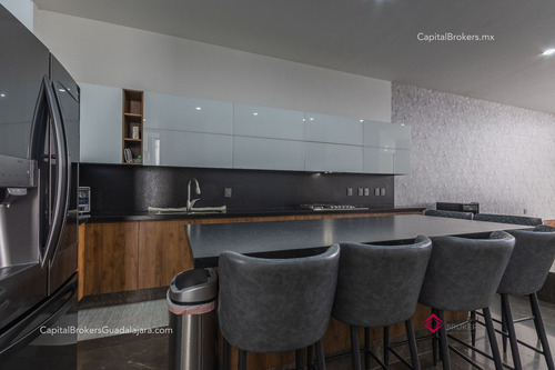Residencia De Lujo En Venta Puerta Del Bosque Andares