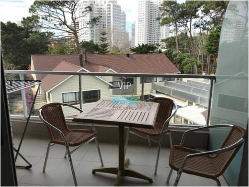 Apartamento En Aidy Grill, 2 Dormitorios Alquiler Anual - Ref: 240