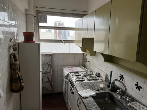 Imagen 3 de 24 de Departamento En Venta De 2 Ambientes Al Frente En Balvanera Oportunidad