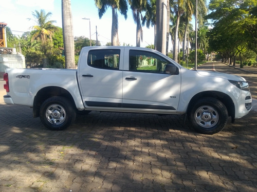 Imagem 5 de 15 de Chevrolet S10 2019 2.8 Ls Cab. Dupla 4x4 4p