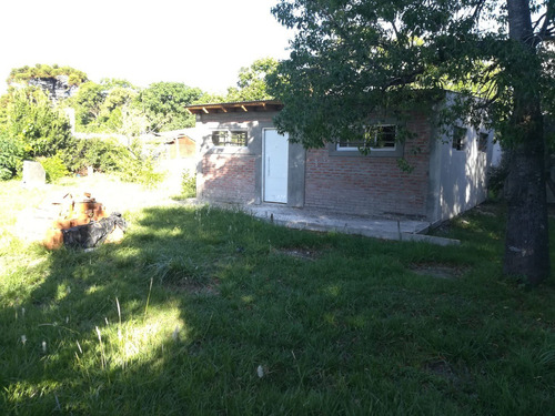 Casa En Arturo Seguí. Excelente Oportunidad, Amplio Terreno
