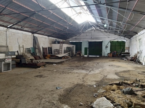 Imagen 2 de 5 de Galpón En Alquiler Mercado Viejo - Calle Agropecuarias