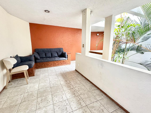 Cuajimalpa, Casa Para Modernizar A 3 Cuadras De Bosques Maranta