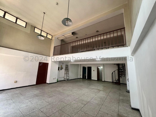 Tu Local Comercial En La Victoria, Centro Calle Paez. Ljsa 25-12775