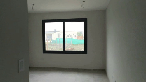 Imagen 13 de 17 de Casa En Venta En Santa Elena
