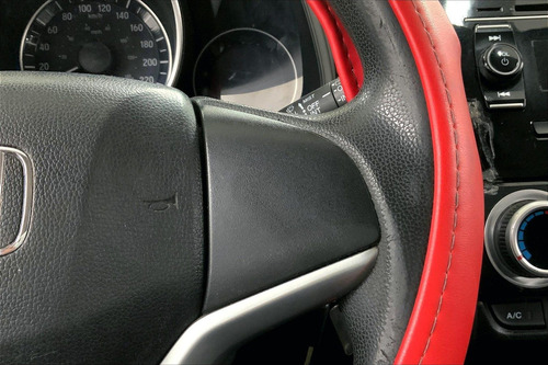 Imagen 23 de 25 de Honda Fit 5 Pts Hb Cool, At, R-15