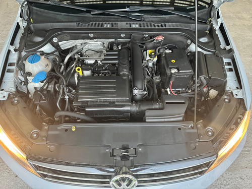 Volkswagen Vento 1.4 Highline 150cv At