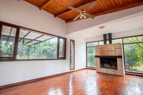 Imagen 10 de 30 de Casa Con Parque De 3600 M2