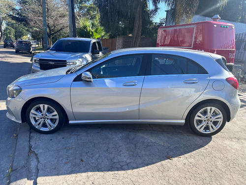 Mercedes-Benz Clase A Mercedes-Benz Clase A 1.6 A200 Urban 156cv