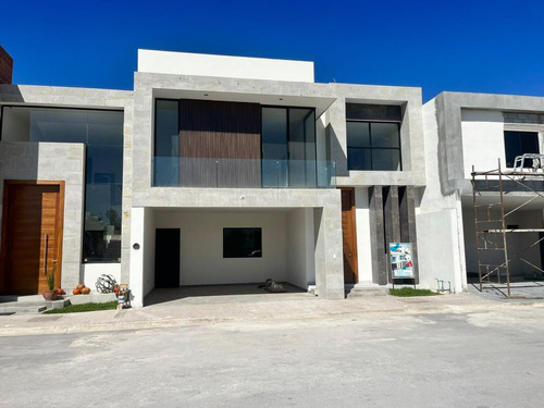 Casa En Venta En Quintas Del Palmar