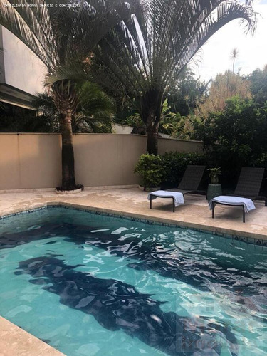 Imagem 2 de 10 de Casa Em Condomínio Para Venda Em Barueri, Alphaville Residencial Plus, 5 Dormitórios, 4 Suítes, 5 Banheiros, 4 Vagas - Vn01_2-1217423