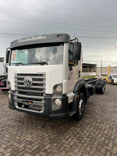 Vw 24280 Ano 2015 Com Ar Condicionado