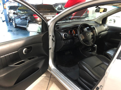 Nissan Livina 2012 1.8 Flex Sl Completo Automático Prata