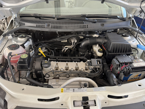 Volkswagen Saveiro 1.6 Starline Ac Mt