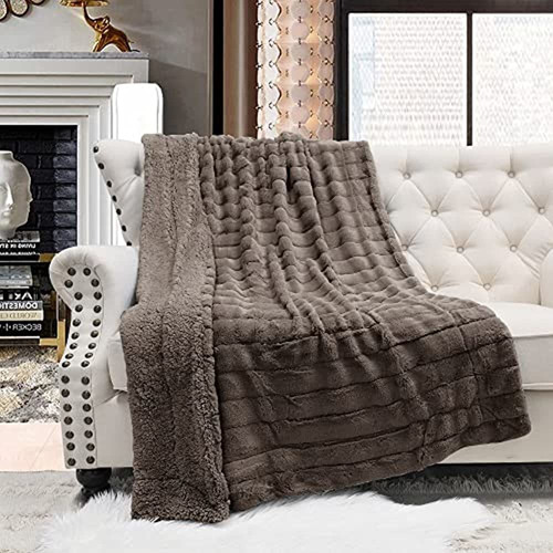 Home Soft Things Super Mink Faux Fur Throw, 50'' X 60 , Choc