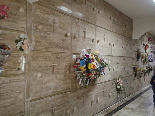 Dueño Vende 2 Nichos Sector Diferencial En Chacarita Panteon Nuestra Señora De La Merced
