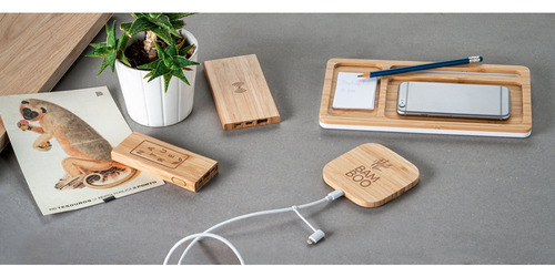 Carregador Wireless E Organizador De Mesa Em Bambu