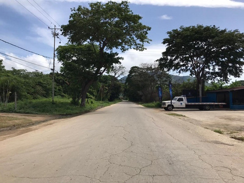 Imagen 7 de 7 de Conjunto Cerrado De 6 Galpones