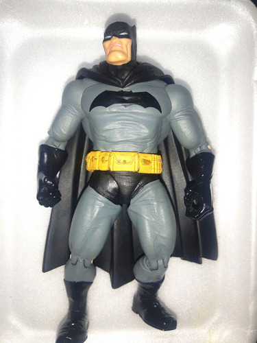 Figura Colección Batman The Dark Knigh Returns Dc Direct