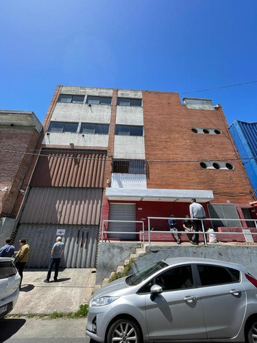 Imagen 10 de 21 de Deposito Galpon - Alquiler - Mixtura 3 - La Boca