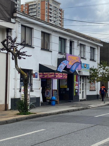 Amplia Propiedad Comercial, A Cuadras Mall Del Centro.