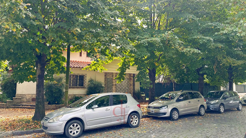 Casa En Alquiler En Inmejorable Zona De Adrogué