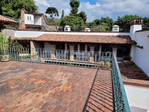En Venta Residencia En Rancho Cortés, Cuernavaca, Morelos