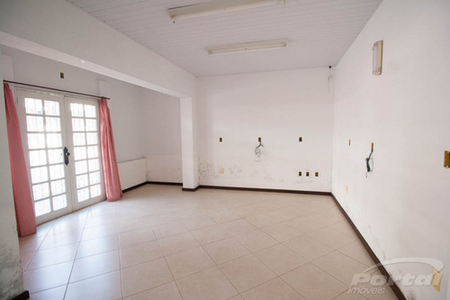 Lojas Térrea Na Velha Com Área Total De 329,21 M² - 35711475l
