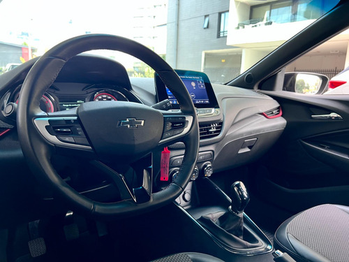 Chevrolet Onix RS 1.0
