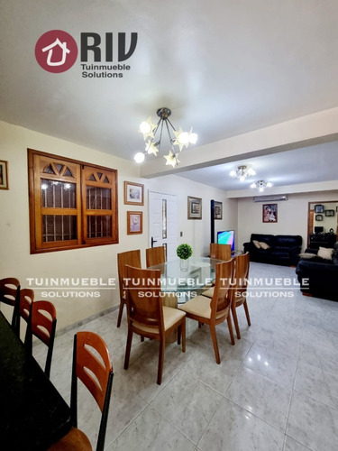 Venta - Quinta En Los Corales, Caraballeda. Edo. La Guaira.