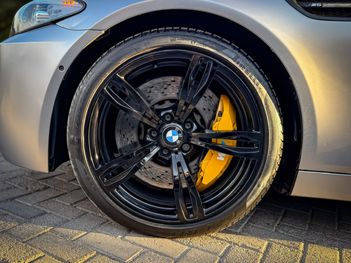 BMW M5 Sedan Ag - B