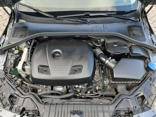 Imagem 9 de 15 de Volvo S60 2.0 T4 Momentum Gasolina 4p Automático