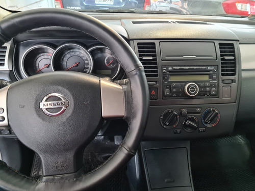 Nissan Tiida Acenta 2014 Gnc
