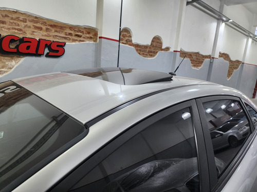 Ford Fiesta Kinetic 1.6 Sedan Se Plus 120cv